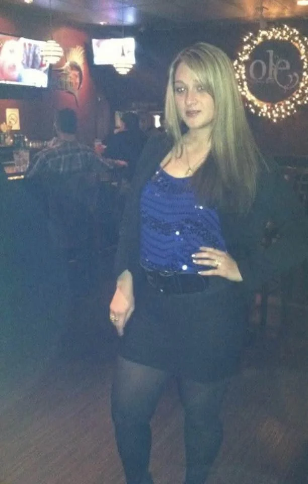 Pretty cumslut Amanda, 41, from Vegas, sharing herself to me, Kik jimtong2025 to share yours image 6