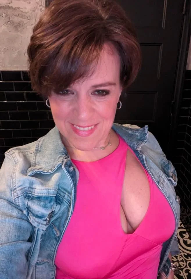 Kathleen... hotwife image 19