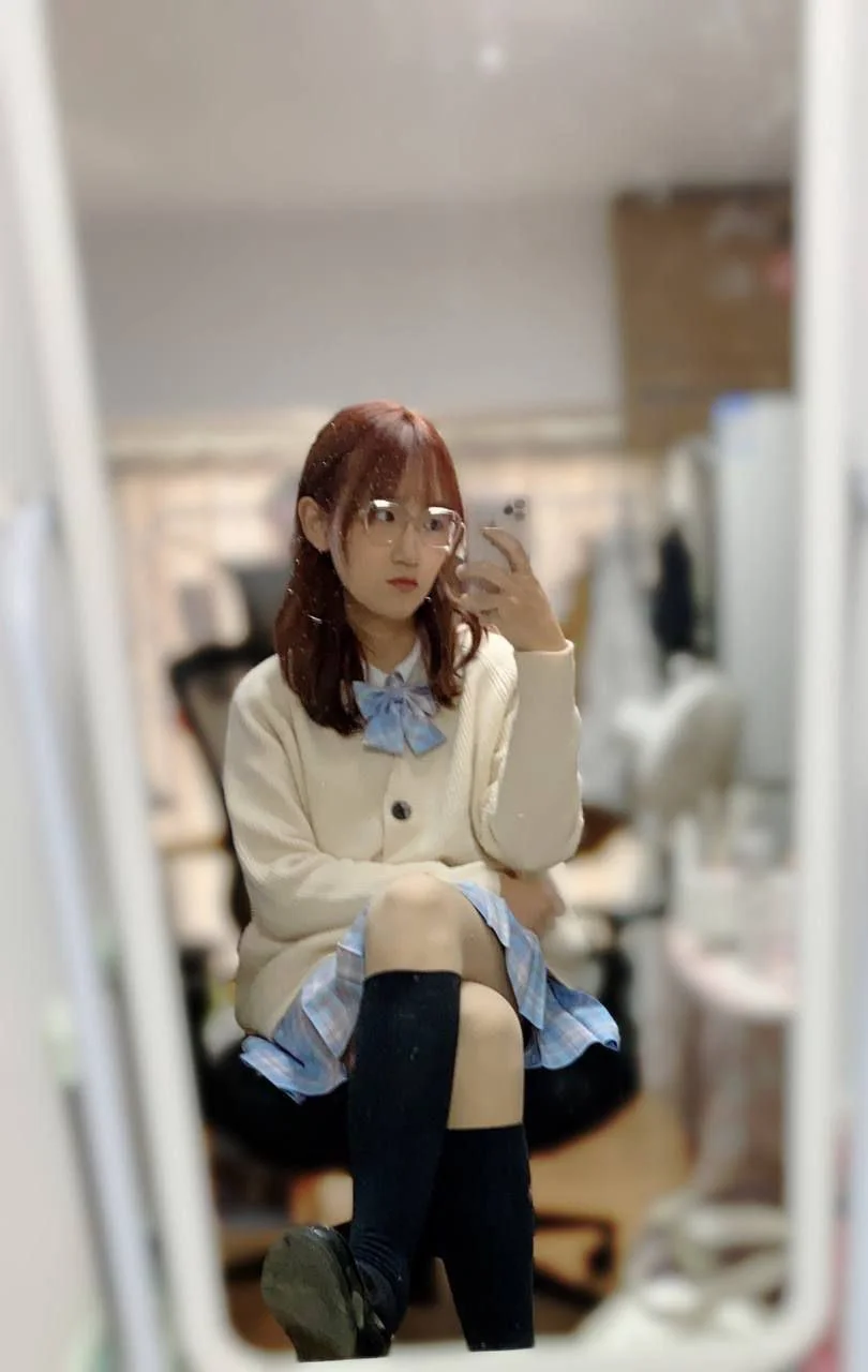 Asian cosplay colleges girl image 3