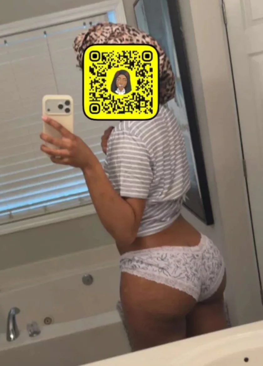 Ekane in her panties pre/post BBL image 2