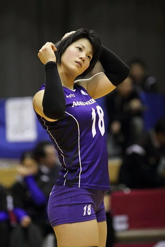Thick volleyball player from Japan image 9