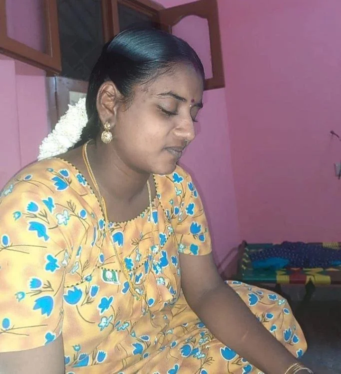 Indian bitch fuck with husbands friend image 9