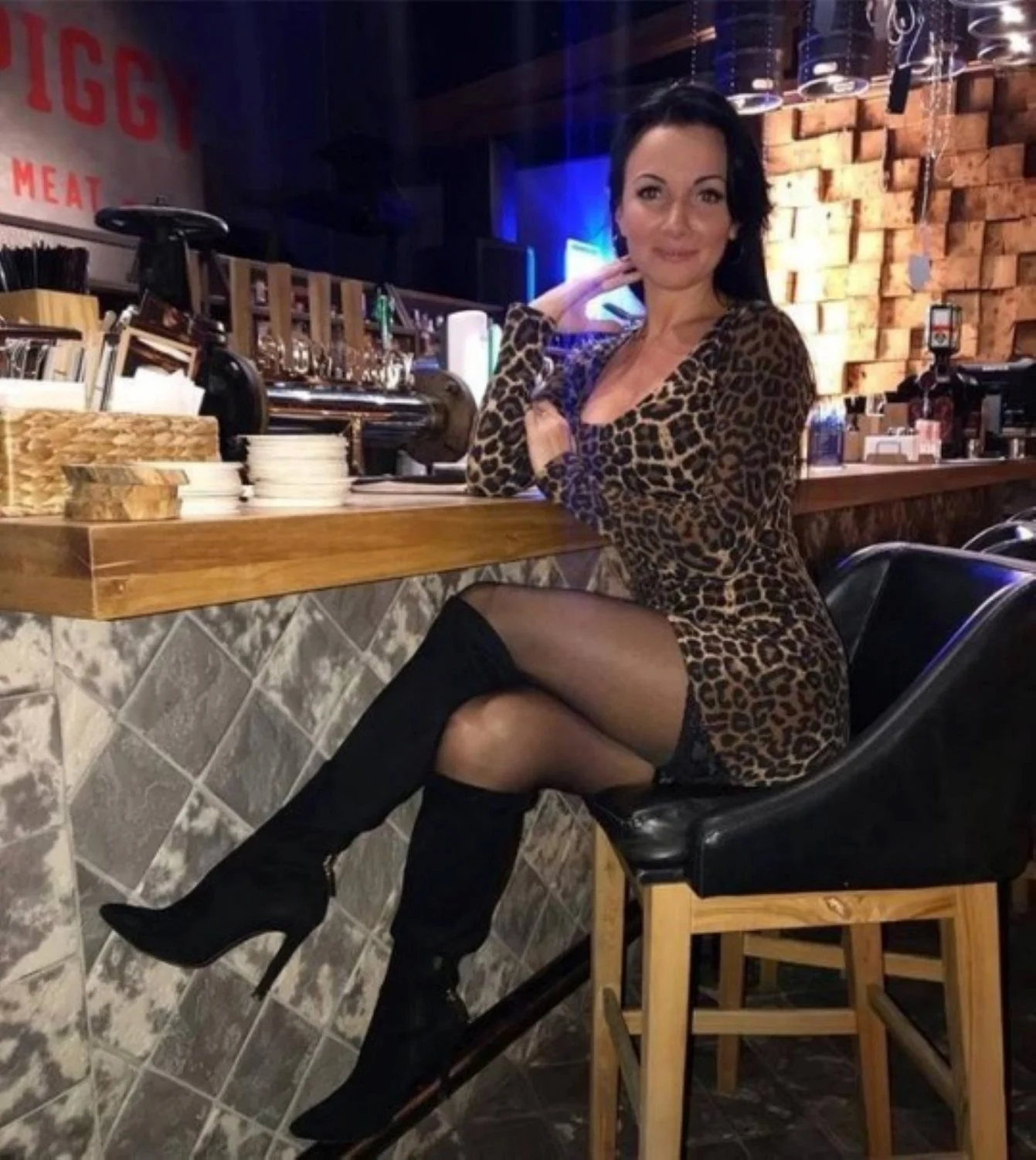 Sexy Perfect Milfs main image