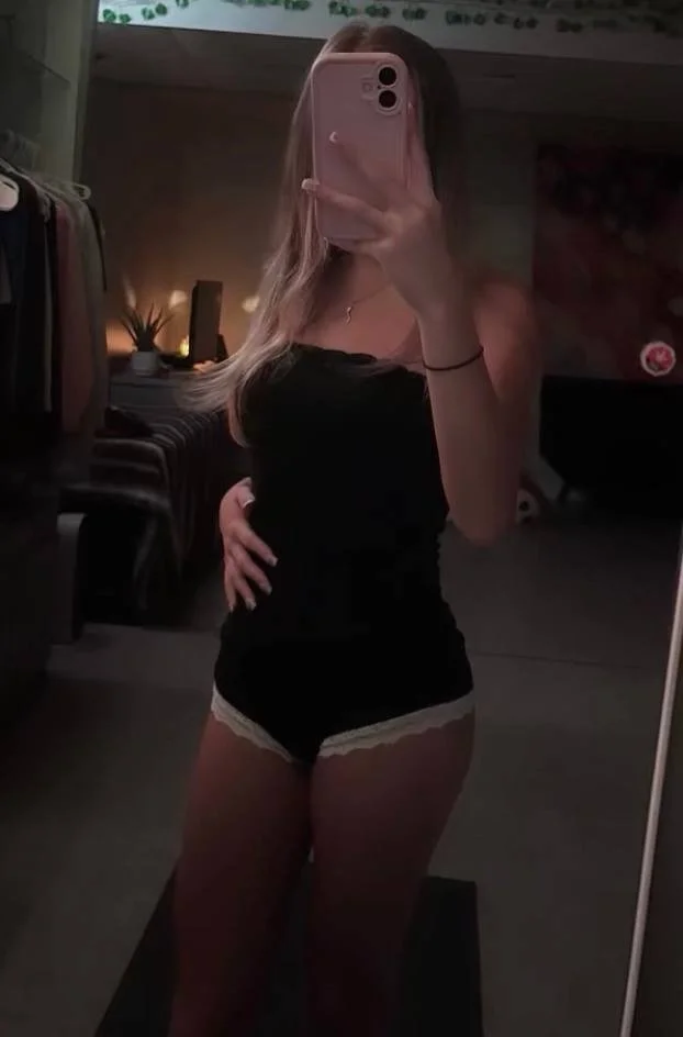 Abby P ontario slut image 5