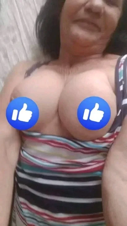 Elisa Jerón!mo Coroa brasileira image 3