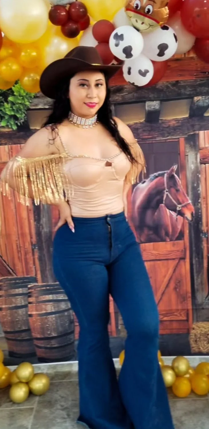 Hermosa Girl muy sexy tiene un rico culo y muy putita image 34