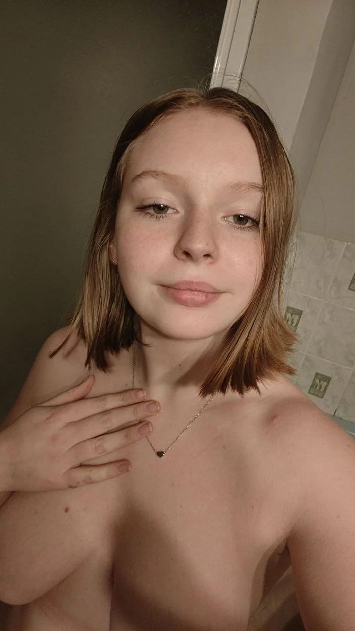 26 yo sexy Spain slut❤️ image 8