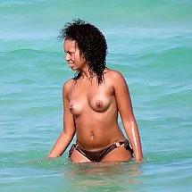 Nude Beach Ebonies image 1