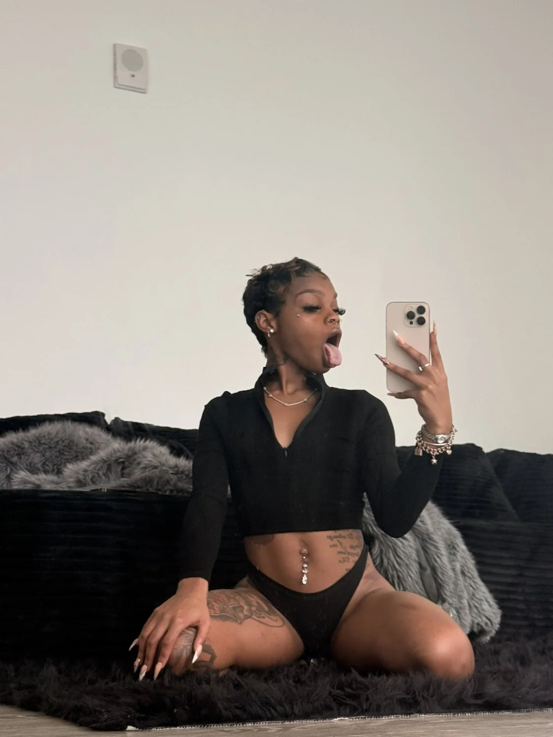 Sluts Back From The Dead 👱🏽‍♀️🧝🏻‍♀️🧟‍♀️ Part 8 image 13
