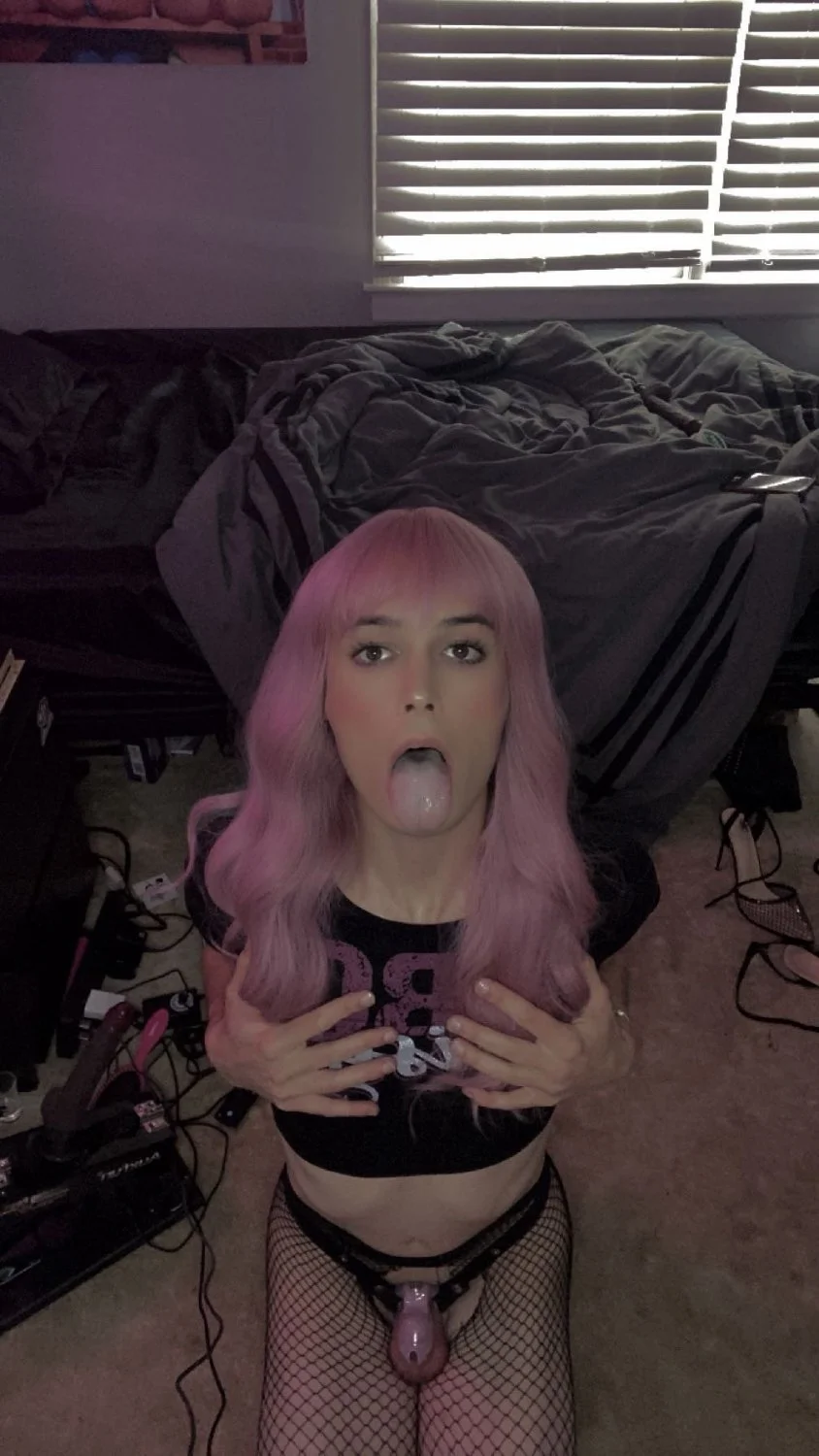 Sluts Back From The Dead 👱🏽‍♀️🧝🏻‍♀️🧟‍♀️ Part 8 image 7