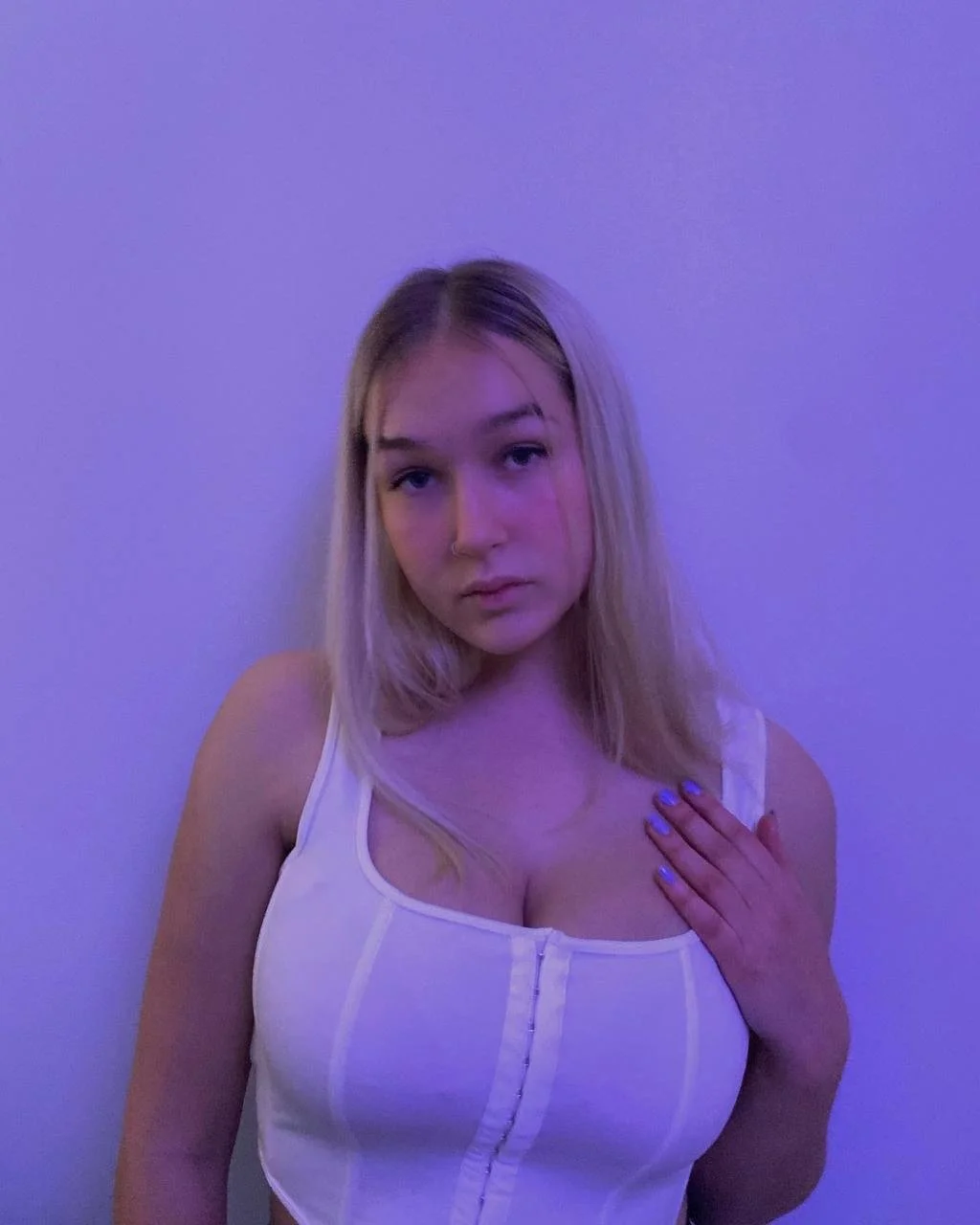 Finnish influencer Elina Pakanen and her big tits image 2