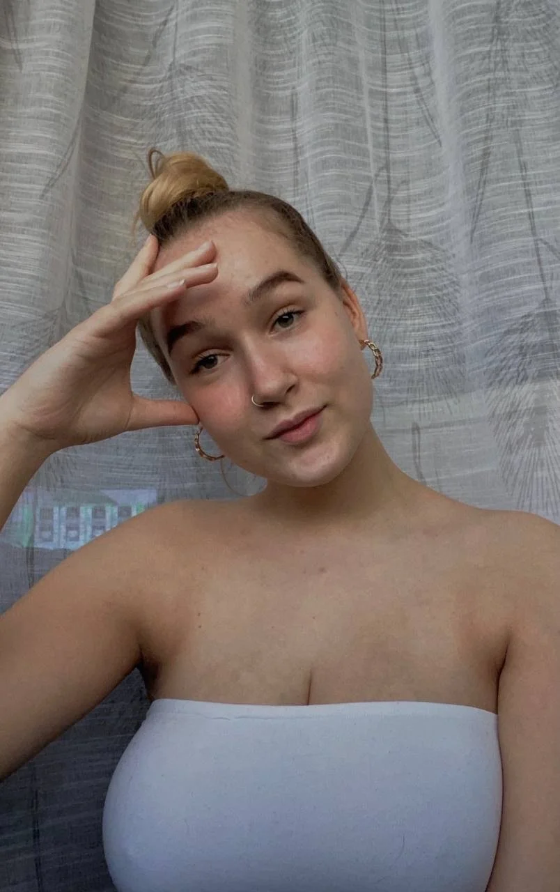 Finnish influencer Elina Pakanen and her big tits image 25