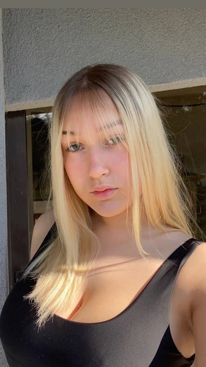 Finnish influencer Elina Pakanen and her big tits image 39