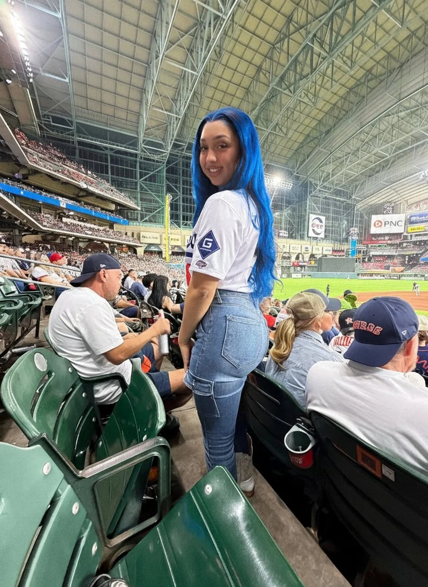 astros slut turned Dodger girl image 5