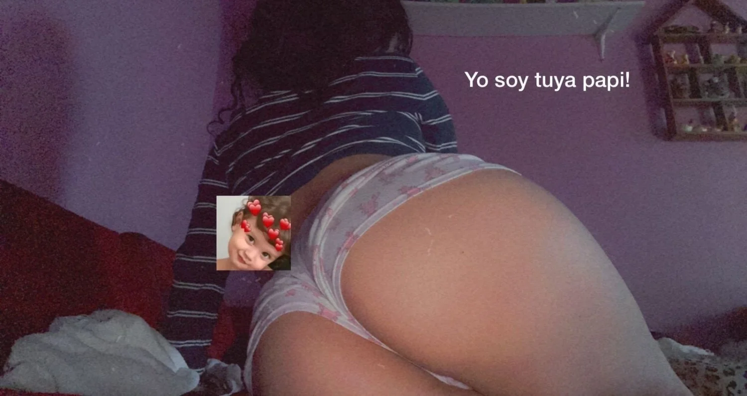 Novinha Vazou branquinha bucetuda exibindo a raba e o bucetão novinha, vazou, vazados, vazada amador image 10