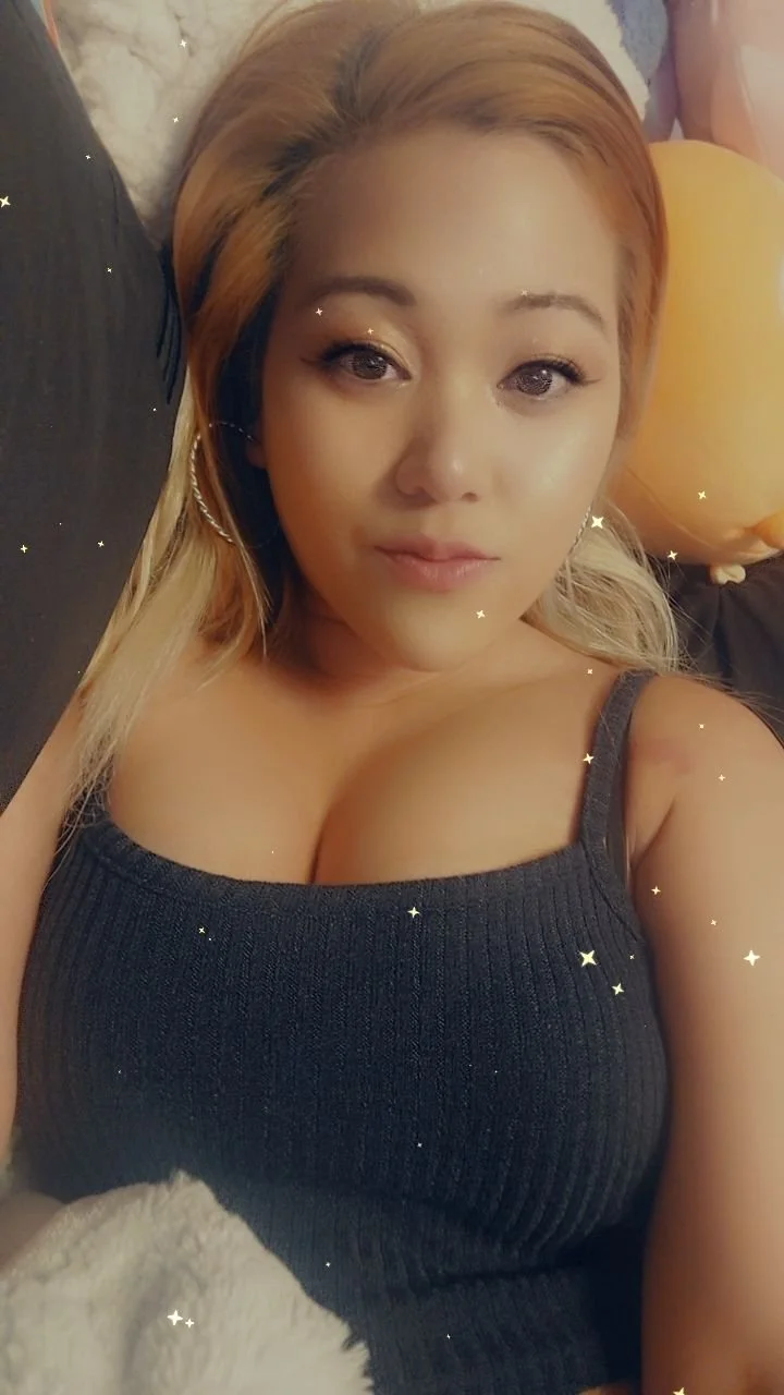 Sexy cute amateur Asian ABG loves cock image 13