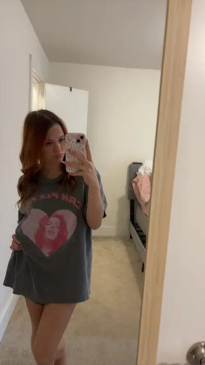 Barely legal college teen with a fat ass (im 18) cover image
