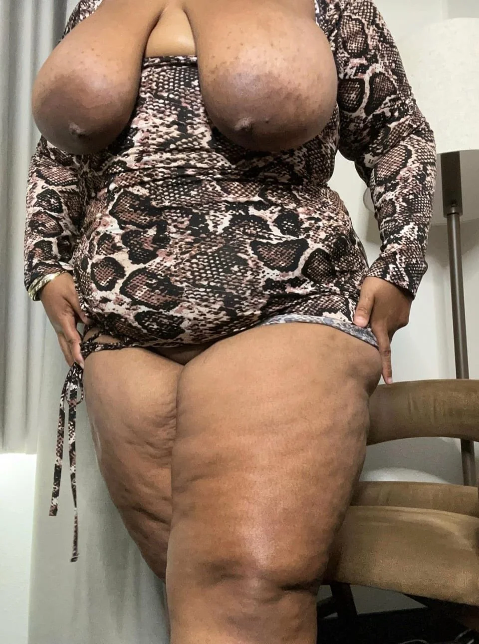 Big Nicole image 7