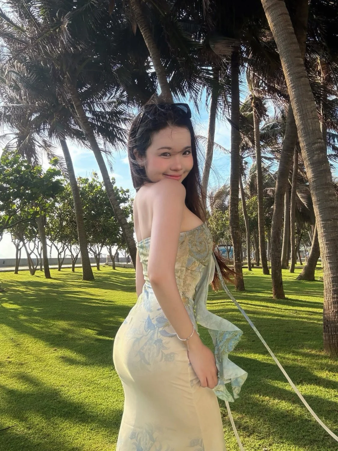 nghĩ đến lúc anh đụ em là cặc anh nó rỉ tinh image 8