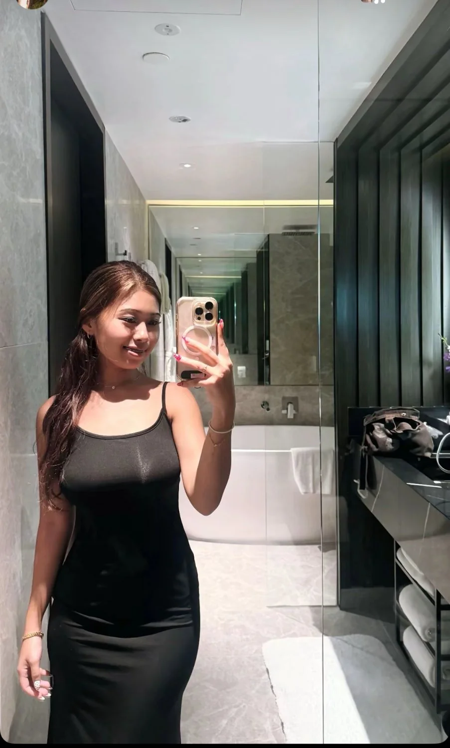 Sg Malay minah main image