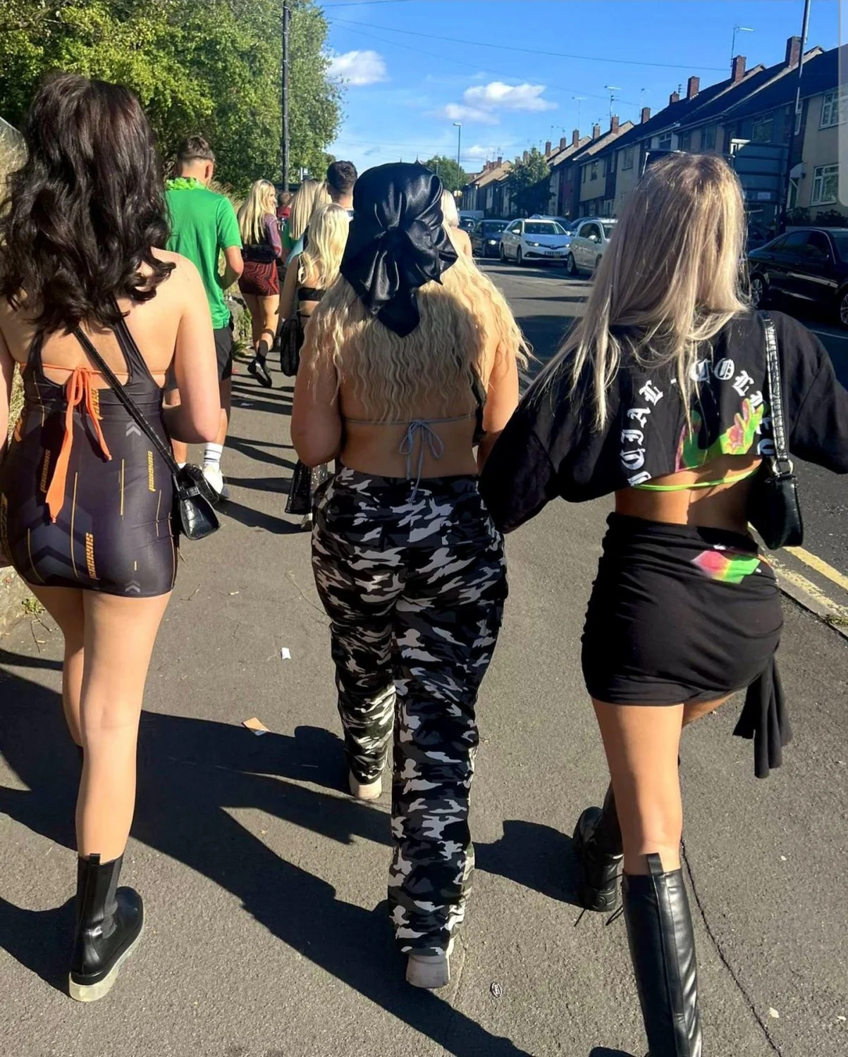 Tight, busty and peachy UK Chav image 31