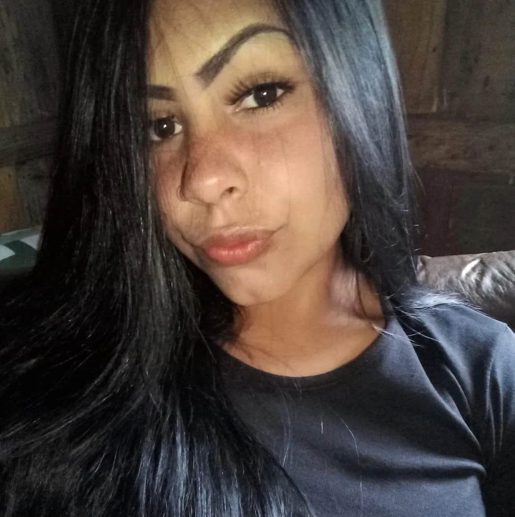 Novinha morena traindo o namorado depois da festa image 2