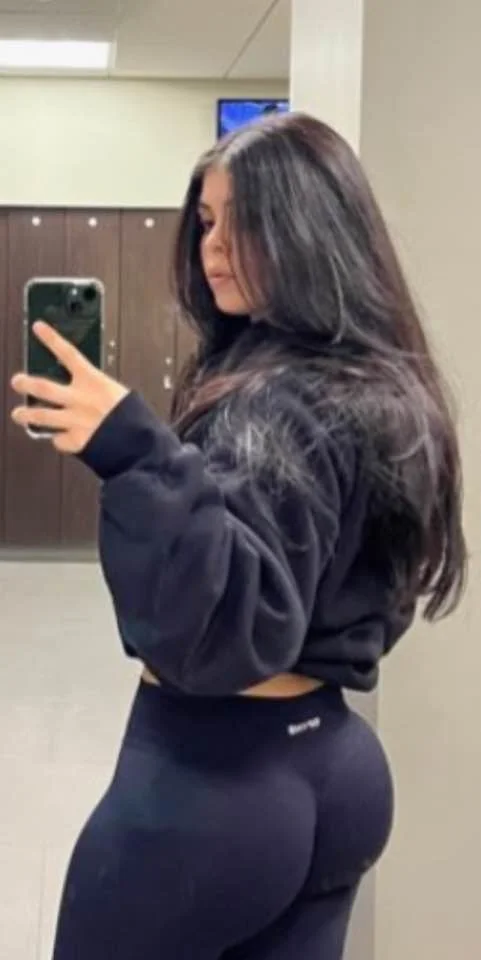 Cuck shared fat ass 21 yo webslut irl image 3