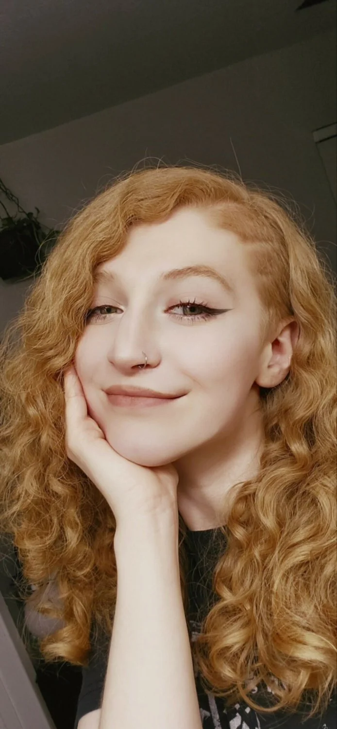 Redhead cos player image 16