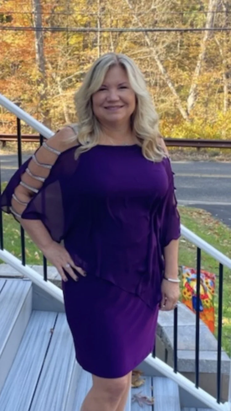 Blonde MILF Selfies image 4