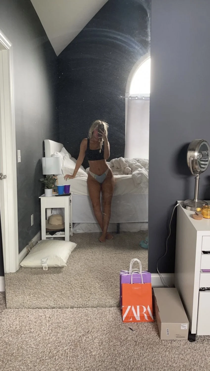 College blonde leak image 22