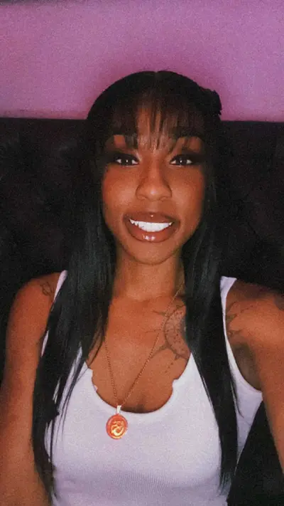 West Orlando Florida Popular Bahamian thot maryah cobb playing with her pretty pussy leaked cover image
