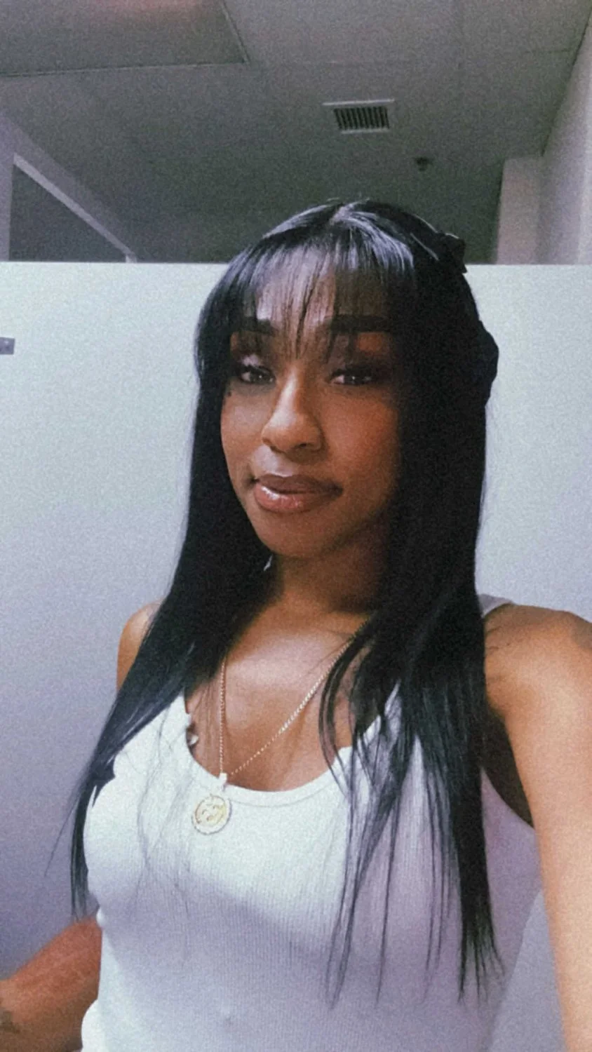 West Orlando Florida Popular Bahamian thot maryah cobb playing with her pretty pussy leaked image 11