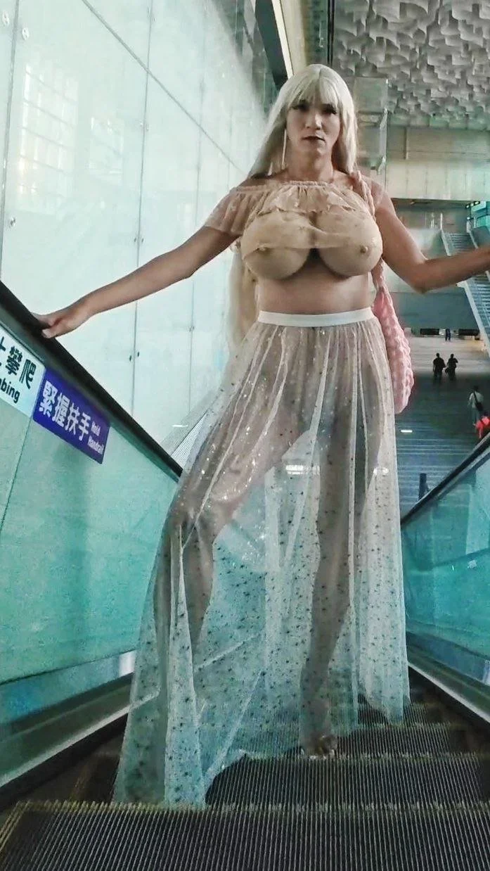 Chinese Exhibitionist Crossdresser 08 image 44