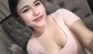 El cornudo de esta perra no sabe que cuando pelean busca mi verga image 3