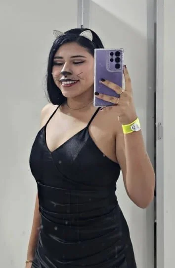 El cornudo de esta perra no sabe que cuando pelean busca mi verga image 4