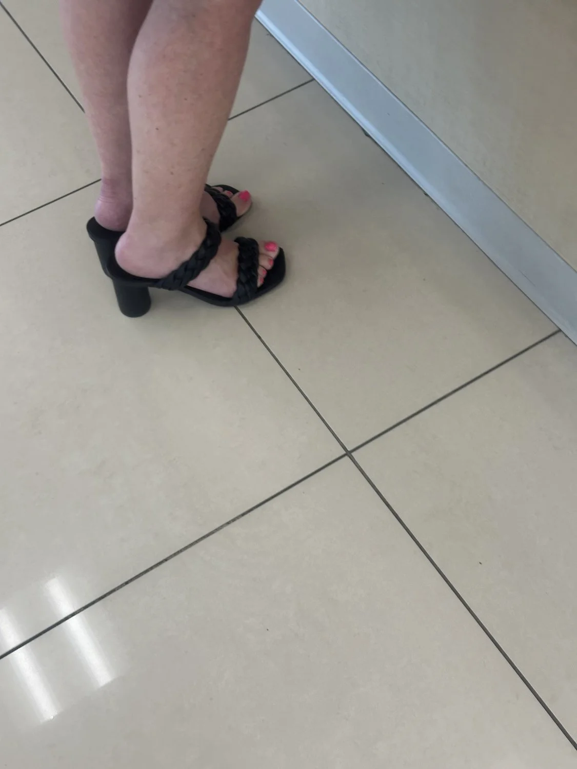 Ricos pies😍🤤 image 2