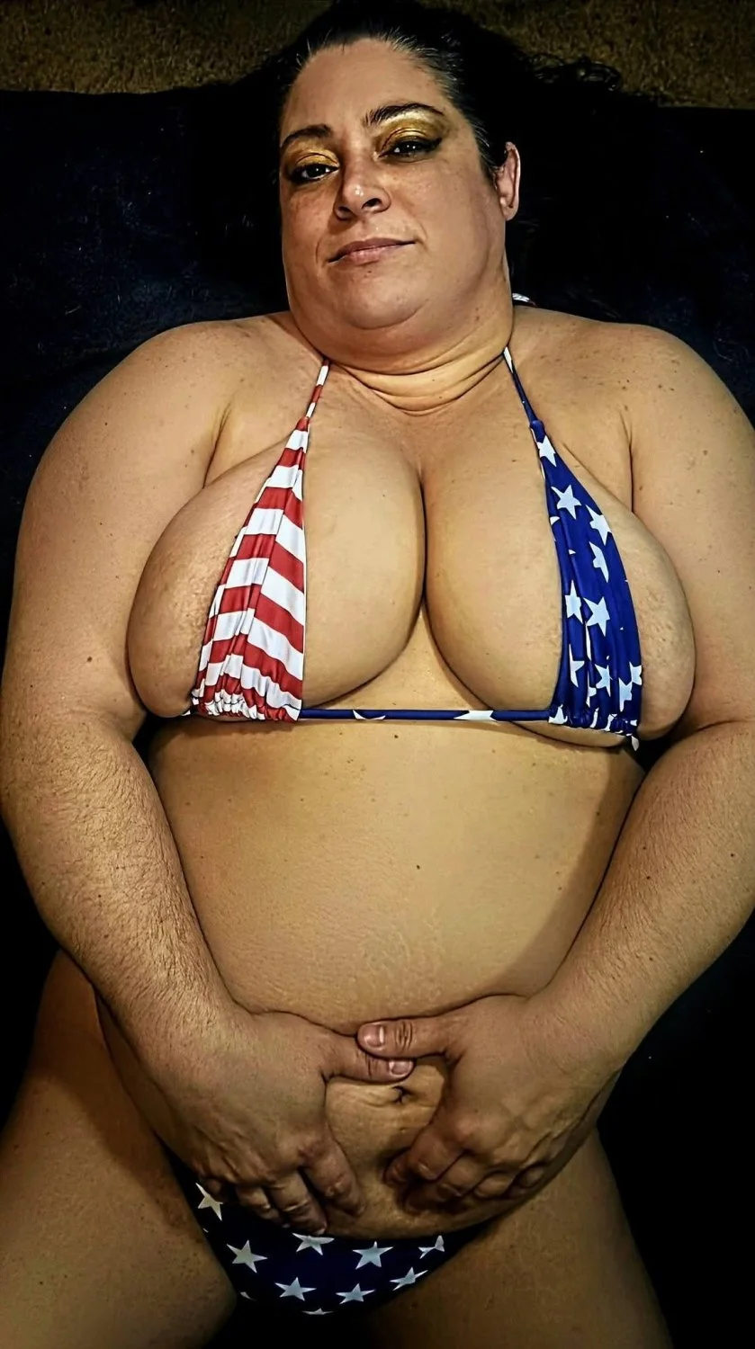 BBW PAWG Julie image 19