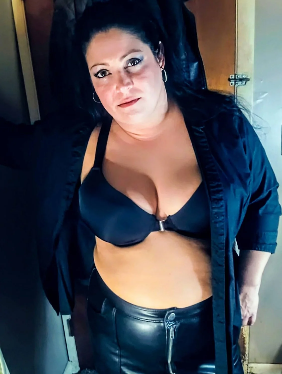 BBW PAWG Julie image 29