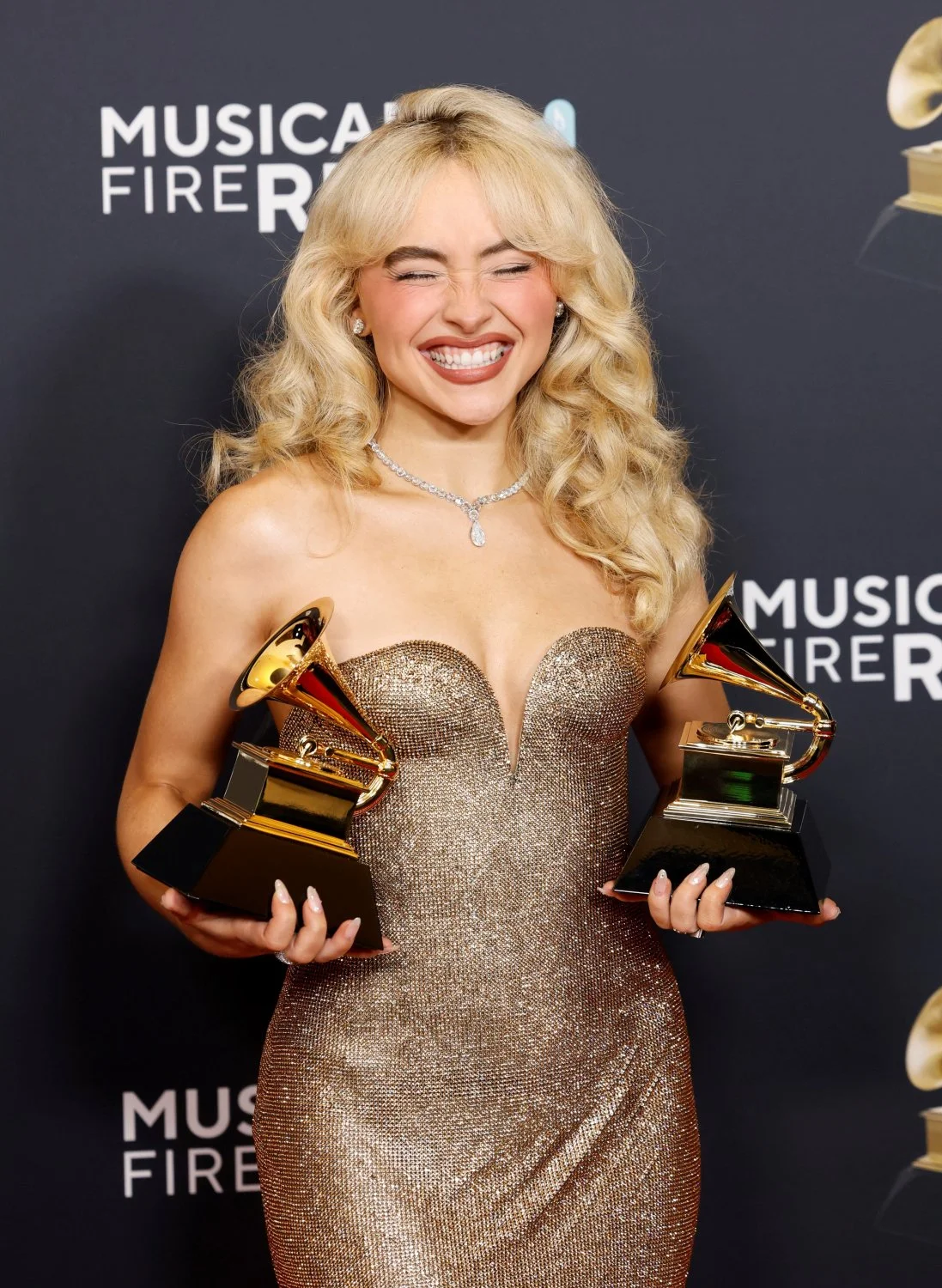 Sabrina Carpenter image 14
