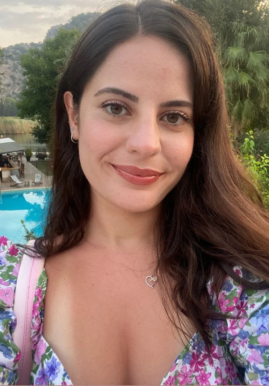 Turkish slut Nazlıcan 27 image 11