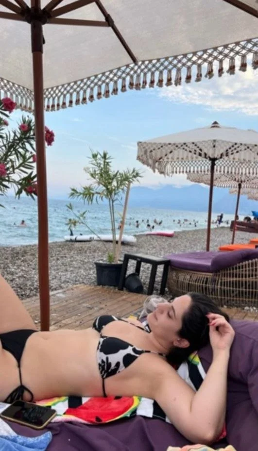 Turkish slut Nazlıcan 27 image 12
