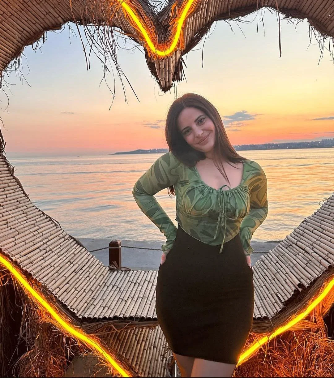 Turkish slut Nazlıcan 27 image 5