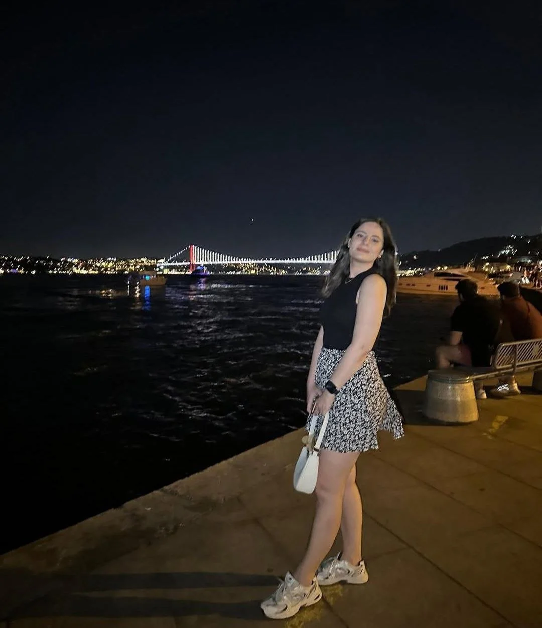 Turkish slut Nazlıcan 27 image 9