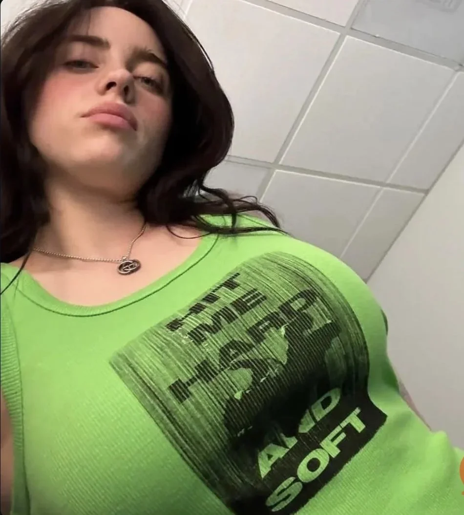 Billie Eyelash 💁🏻‍♀️ (non nude) image 3