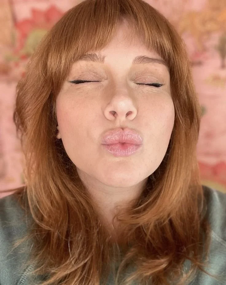 Bryce Dallas Howard llenenla de semen.. pide hasta no dar mas image 4