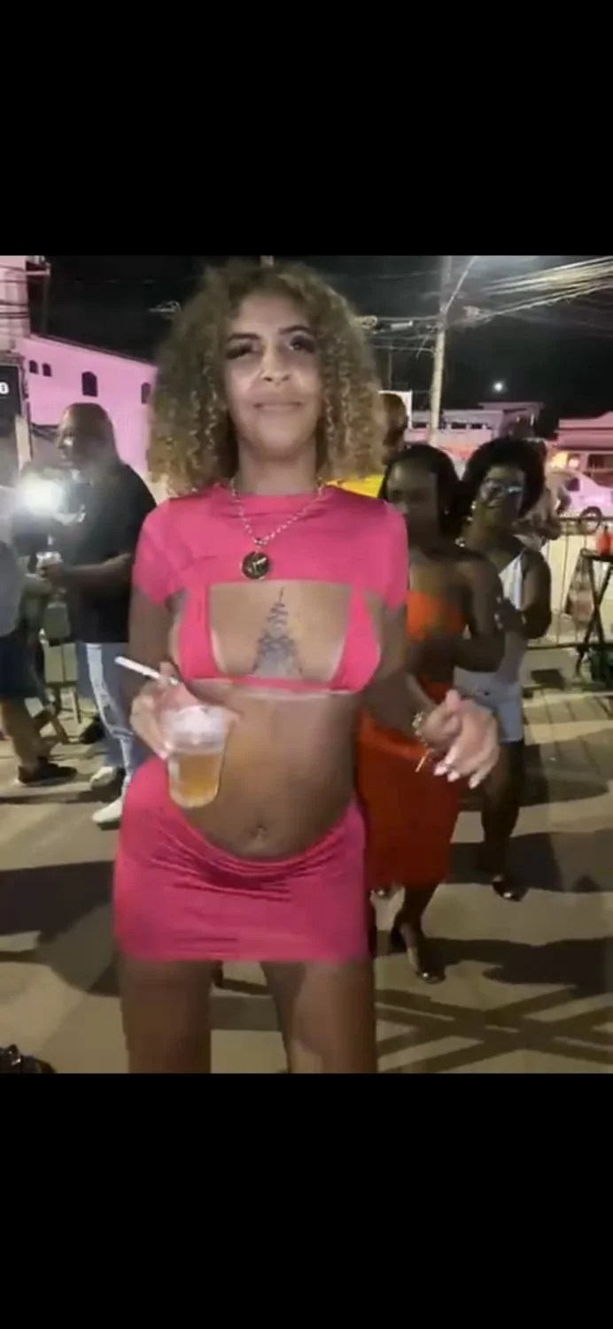 Vazou novinha com carinha de puta dançando funk 🔞🔥 main image