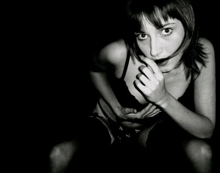 Magda 18 main image