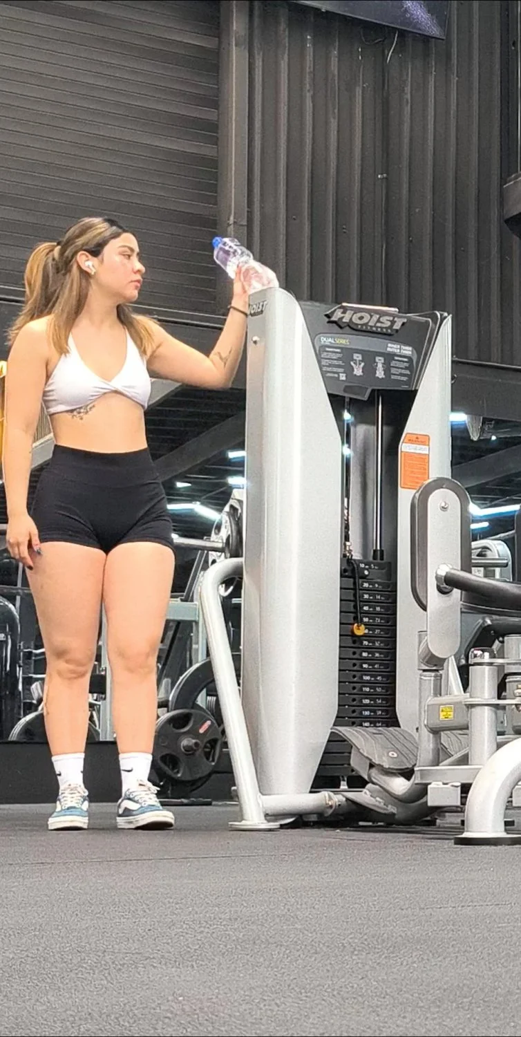 Blanquita en el gym image 14