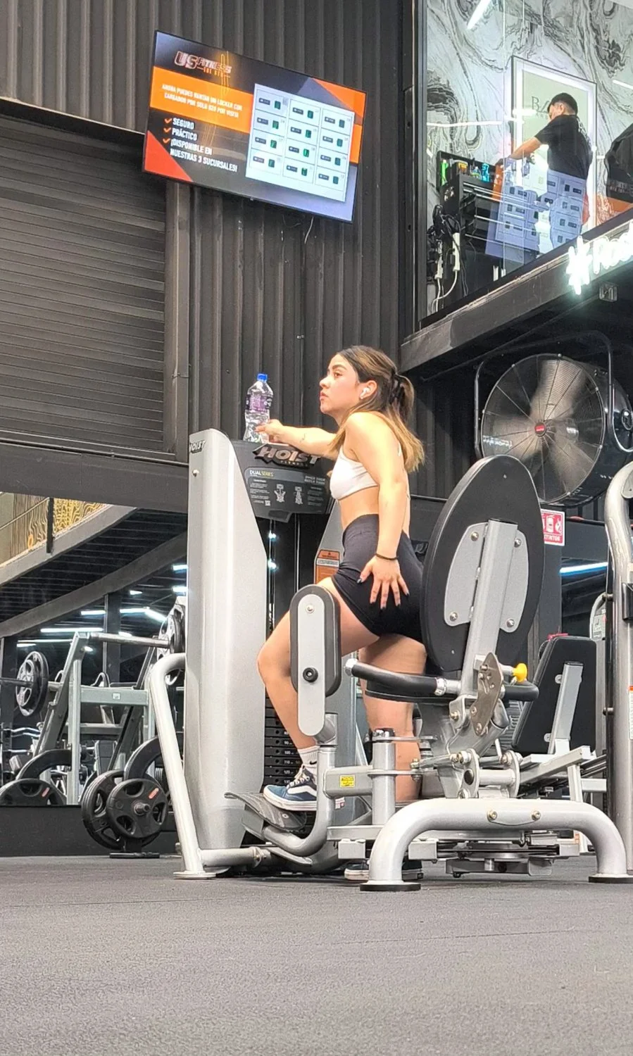 Blanquita en el gym image 6
