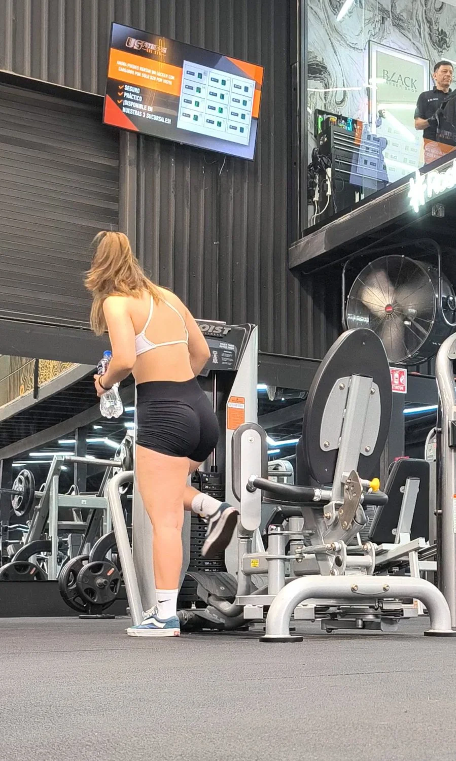 Blanquita en el gym image 8